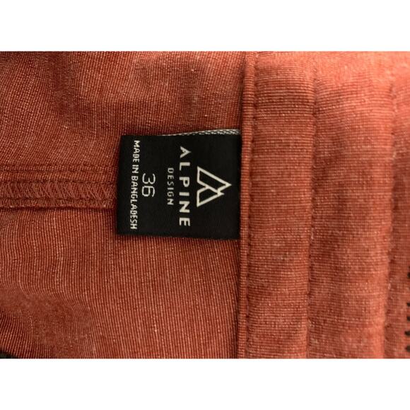 Alpine Design Mens Rust Shorts Size 36 With Zip & Button Closure - Picture 6 of 8
